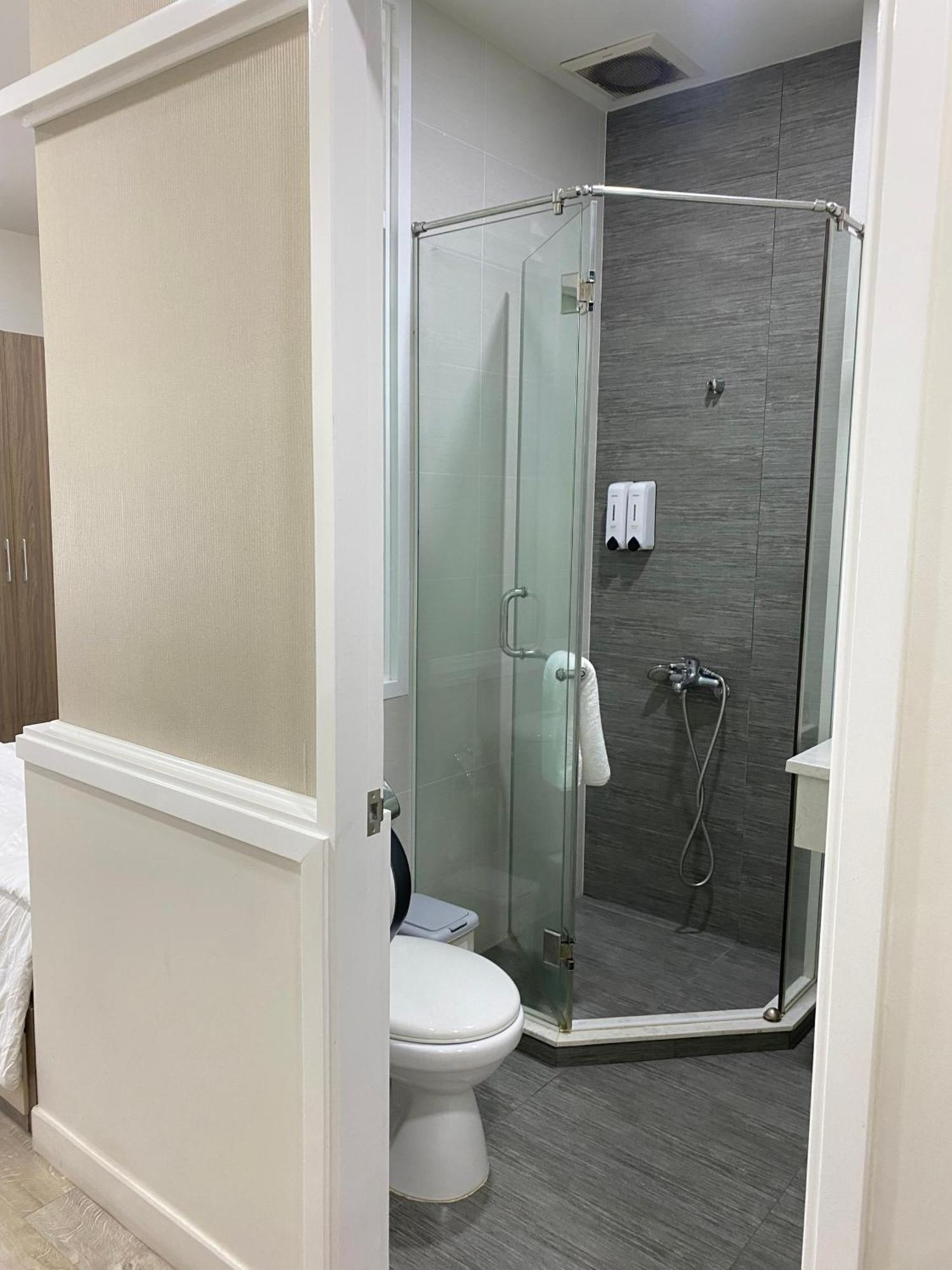 Hotel Greenriver Ho Chi Minh City Bagian luar foto